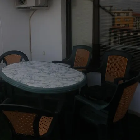 Lägenhet In Kambani 1 Apartcomplex *