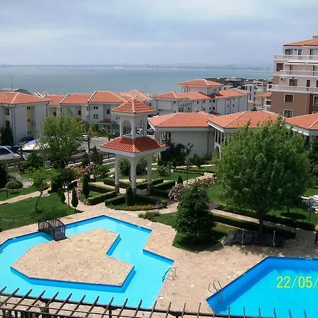 Apartman In Kambani 1 Apartcomplex
